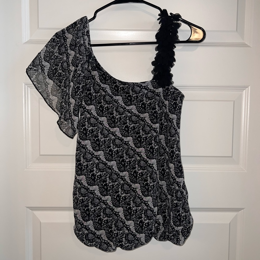Black and white flower petal dressy blouse